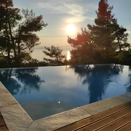 Allure Luxury 2, * Skiathos Town