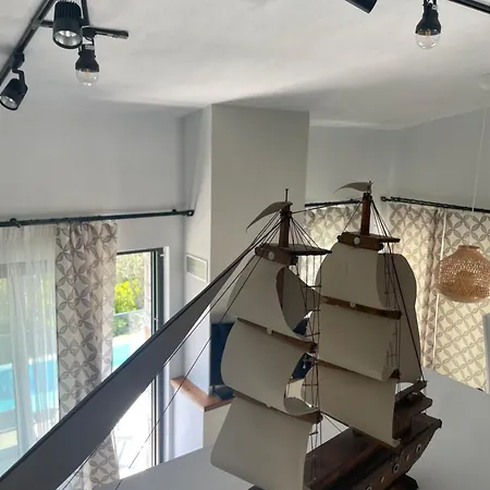 Allure Luxury 2, Vila